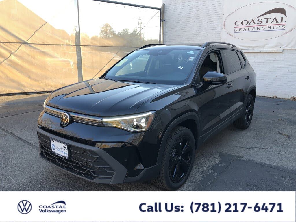 2026 Volkswagen Taos SE Black 4Motion