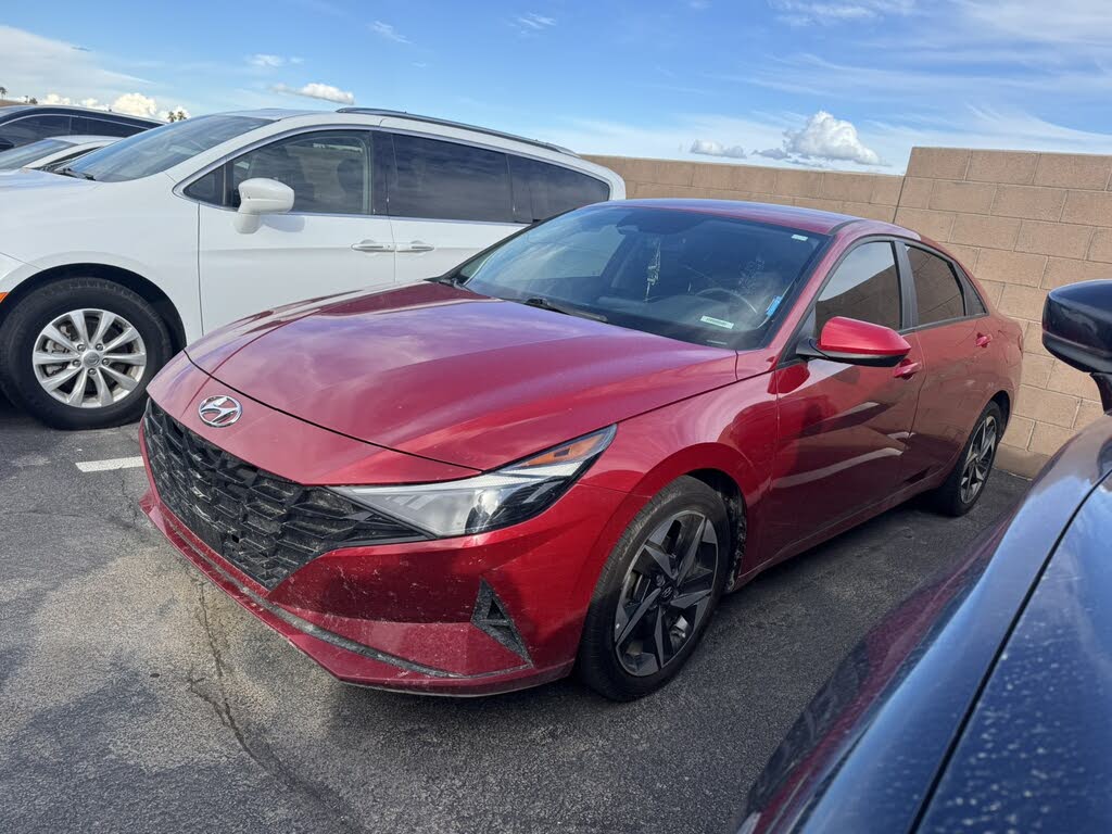 2023 Hyundai Elantra SEL FWD