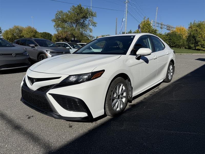 2023 Toyota Camry SE FWD