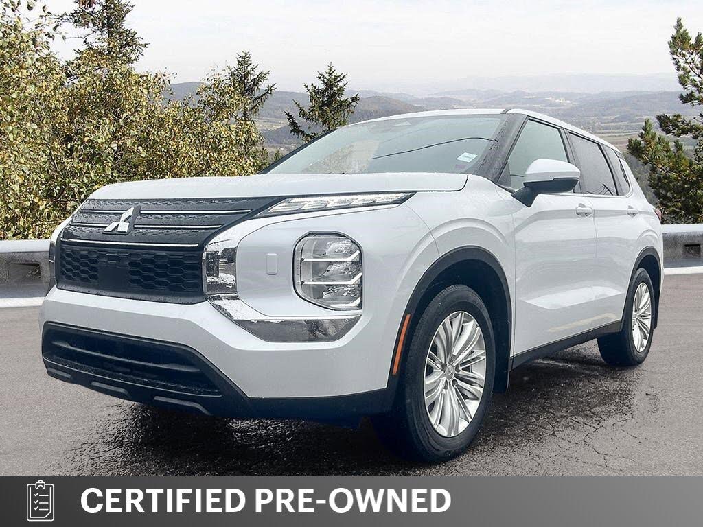 Mitsubishi Outlander ES S-AWC 2024