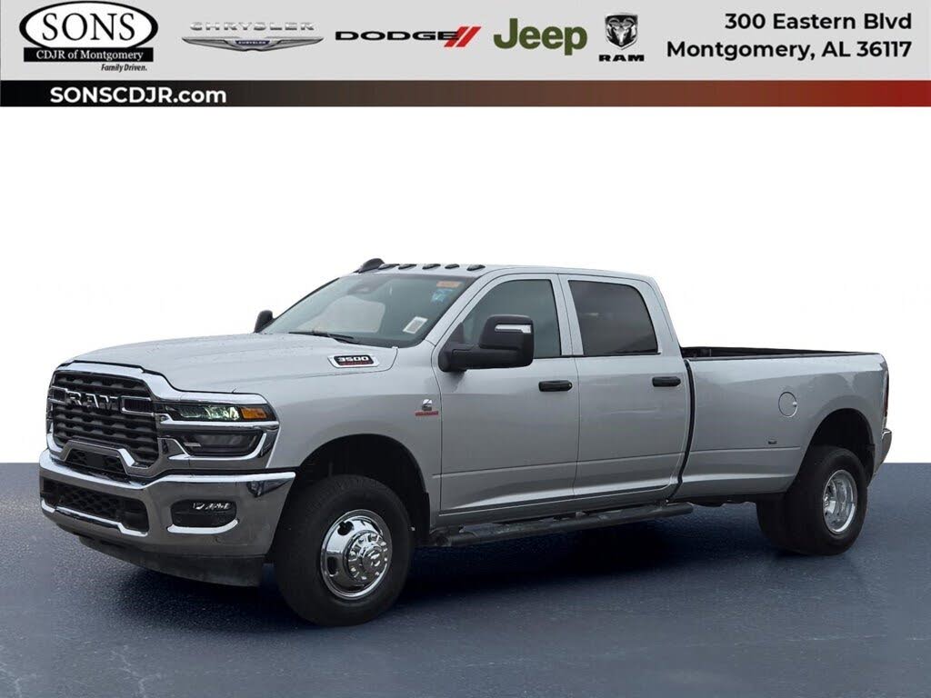 2026 RAM 3500 Tradesman Crew Cab LB DRW 4WD