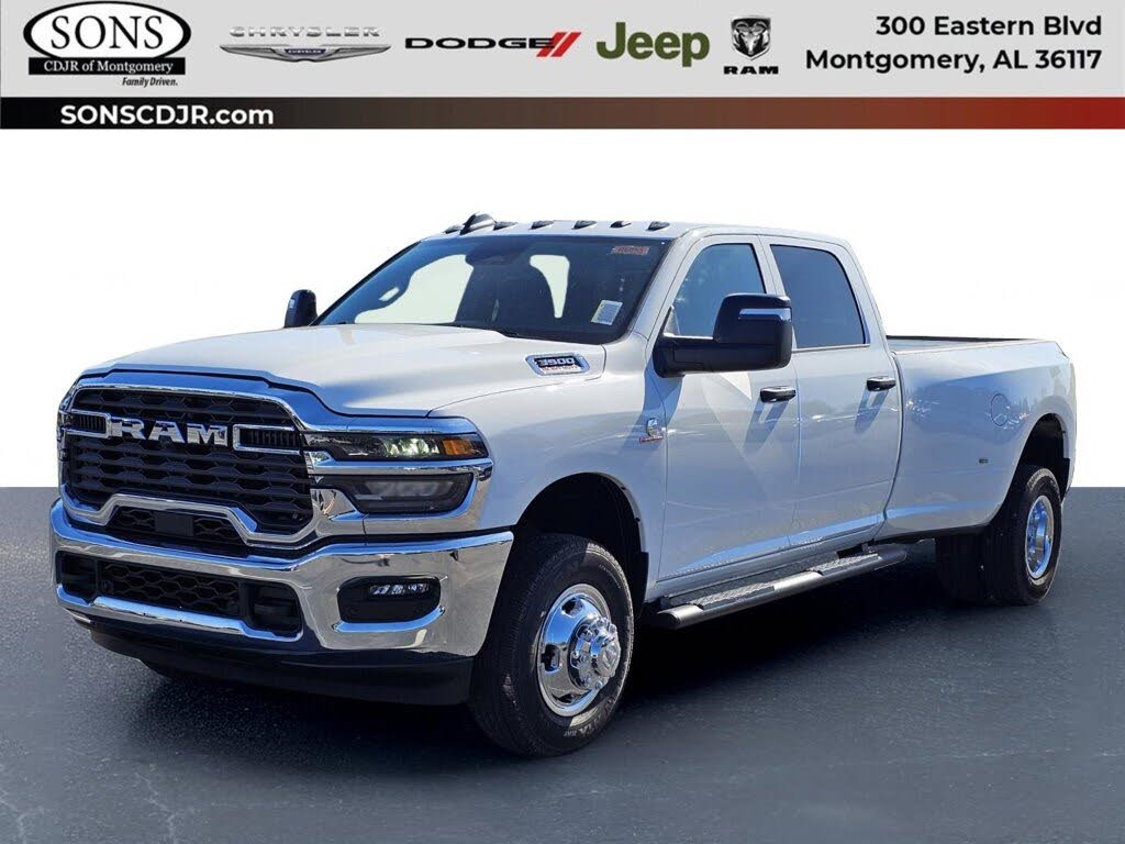 2026 RAM 3500 Tradesman Crew Cab LB DRW 4WD