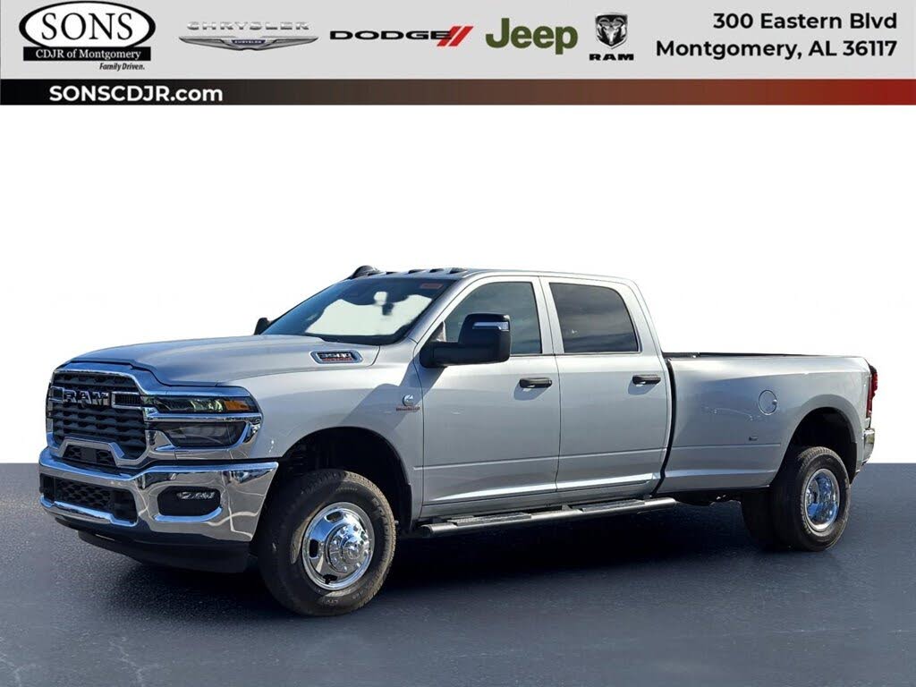 2026 RAM 3500 Tradesman Crew Cab LB DRW 4WD