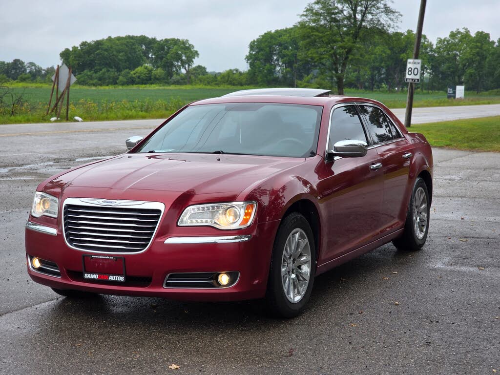 2012 Chrysler 300 Limited RWD