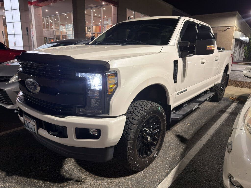 2019 Ford F-350 Super Duty Lariat Crew Cab 4WD