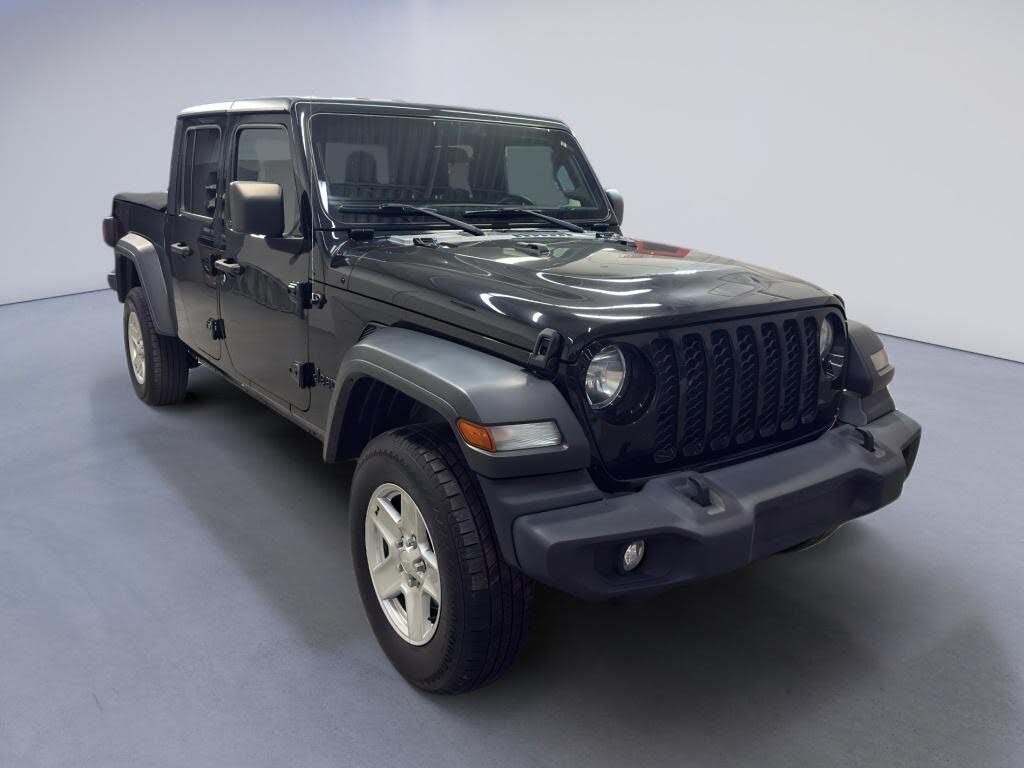 2020 Jeep Gladiator Sport S Crew Cab 4WD