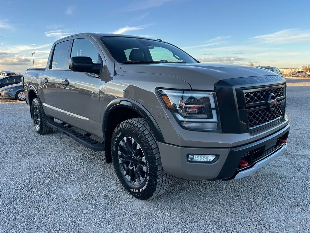 2021 Nissan Titan PRO-4X Crew Cab 4WD