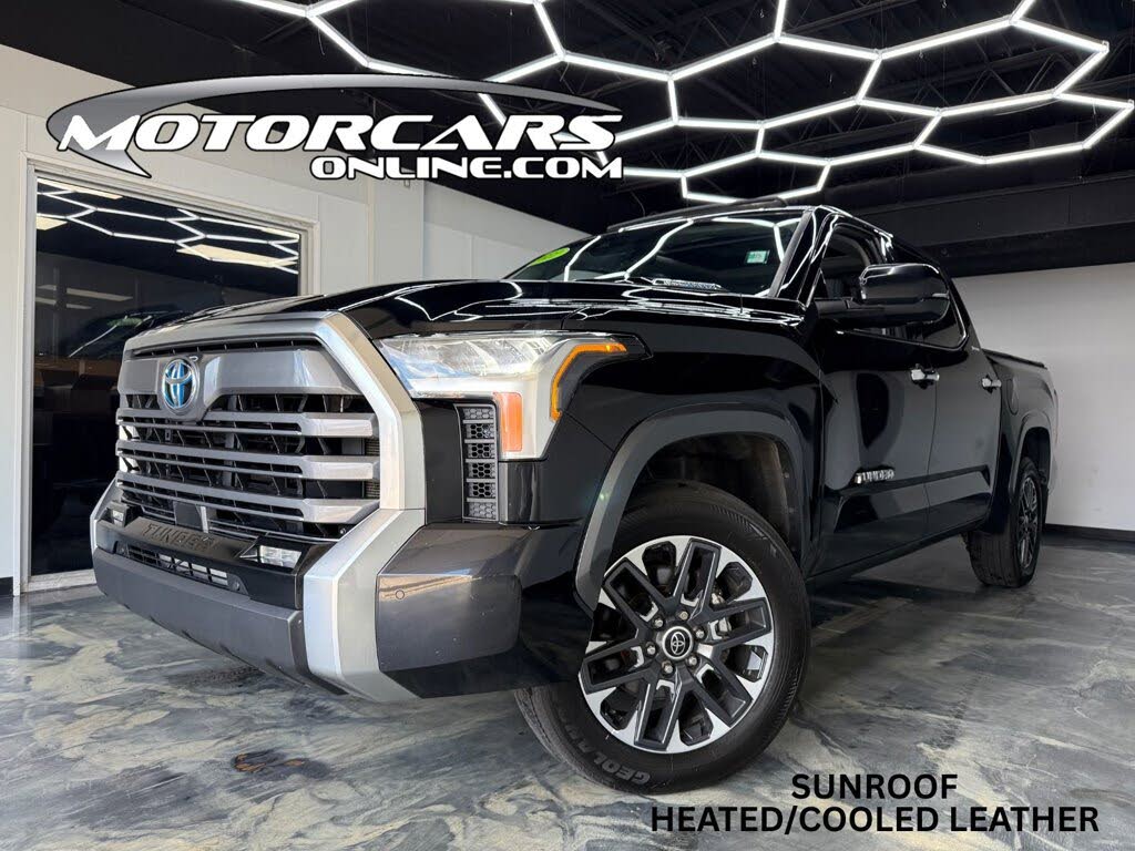 2022 Toyota Tundra Hybrid Limited HV CrewMax Cab 4WD