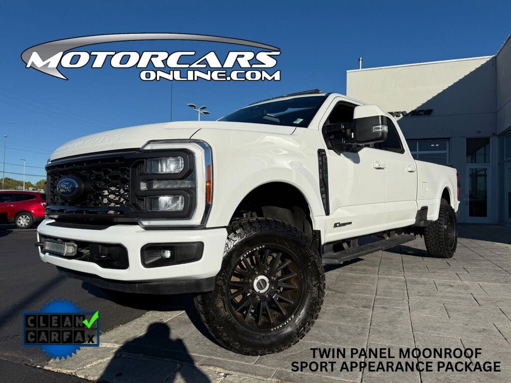 2023 Ford F-250 Super Duty Lariat Crew Cab 4WD