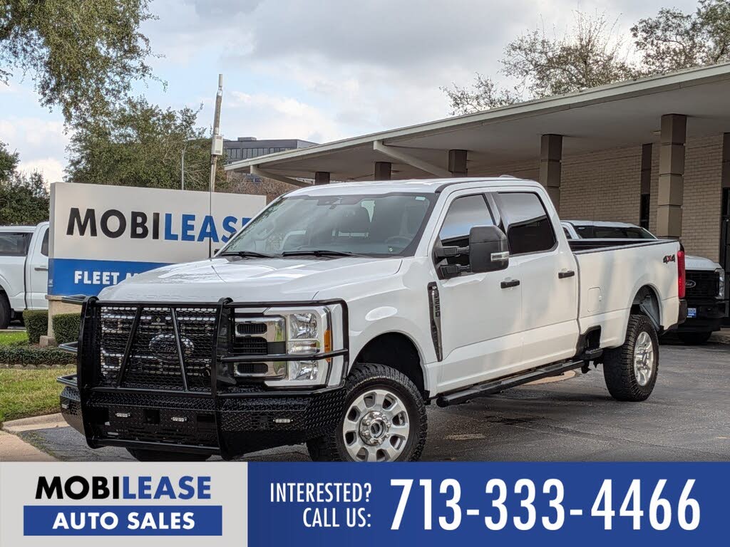 2023 Ford F-250 Super Duty XLT Crew Cab 4WD