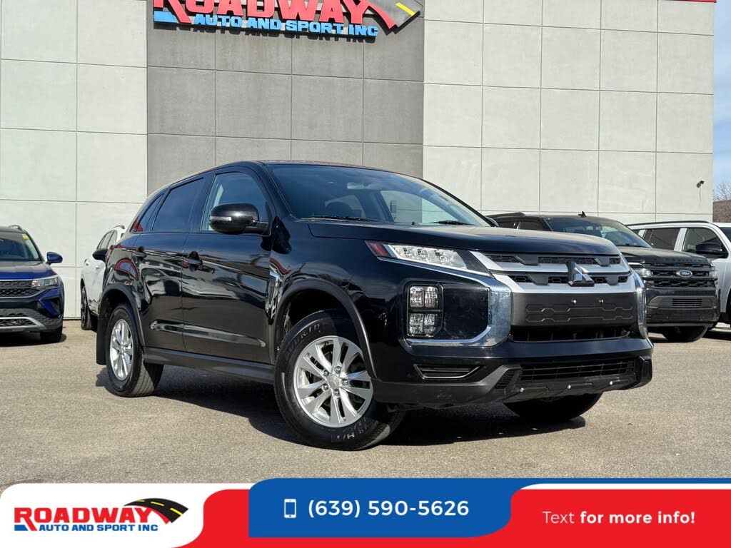 2023 Mitsubishi RVR SE AWC