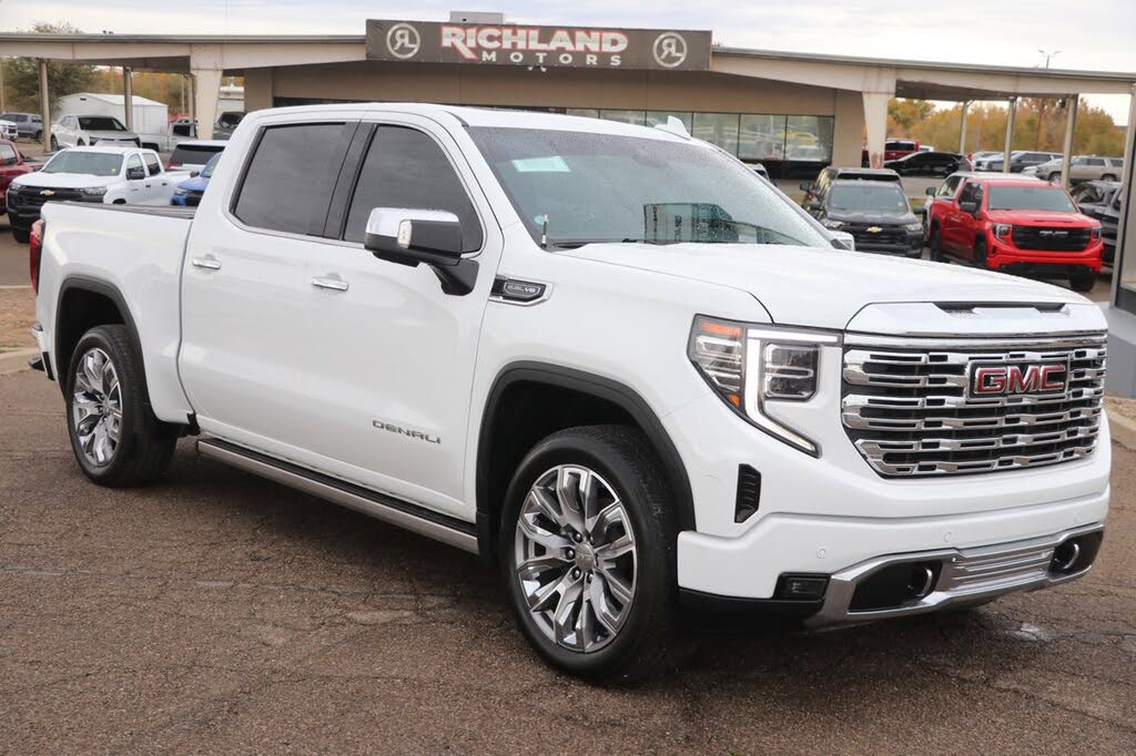 2024 GMC Sierra 1500 Denali Crew Cab 4WD