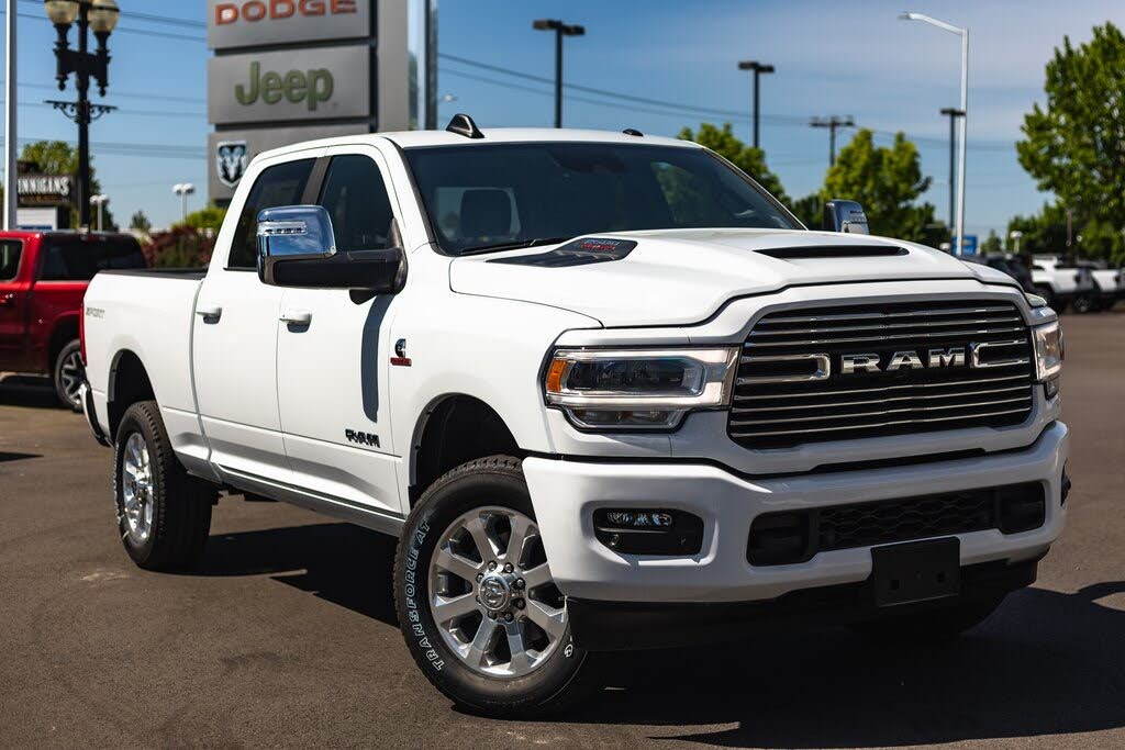 2024 RAM 2500 Laramie Crew Cab 4WD