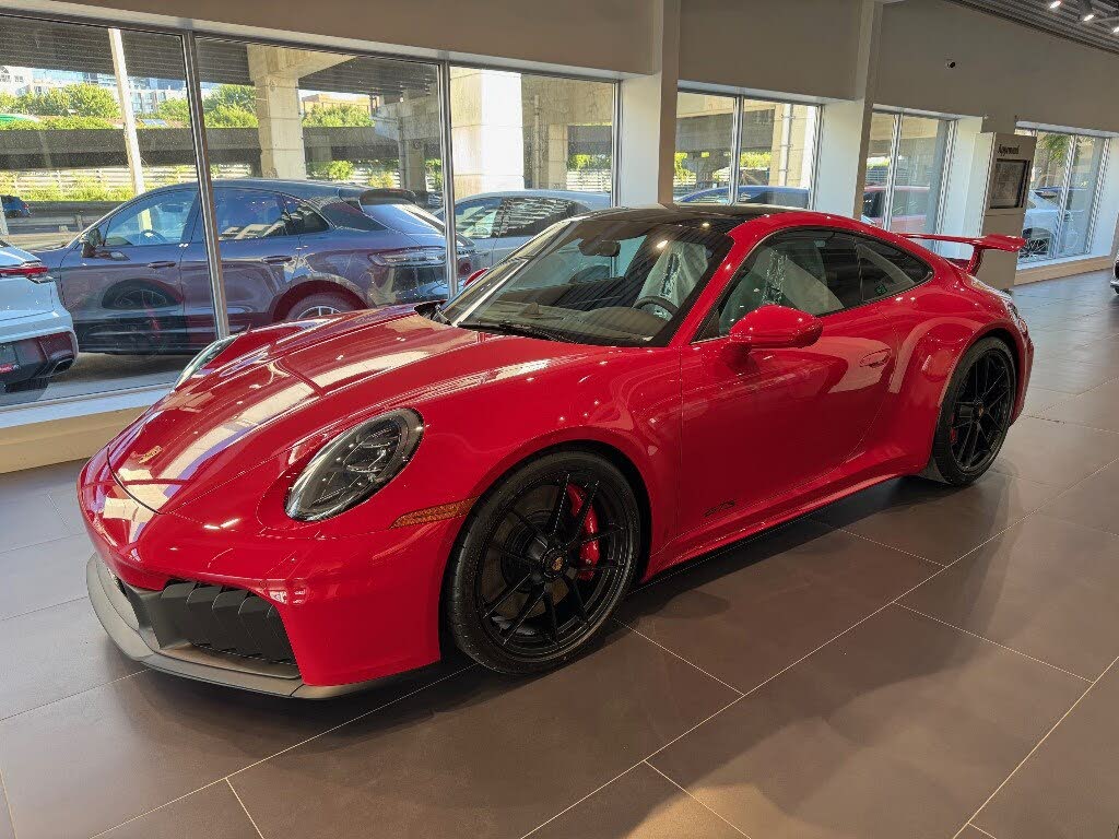 2025 Porsche 911 Carrera GTS Coupe RWD