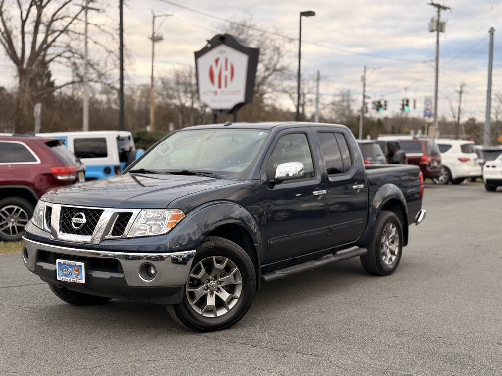 2017 Nissan Frontier SL Crew Cab 4WD