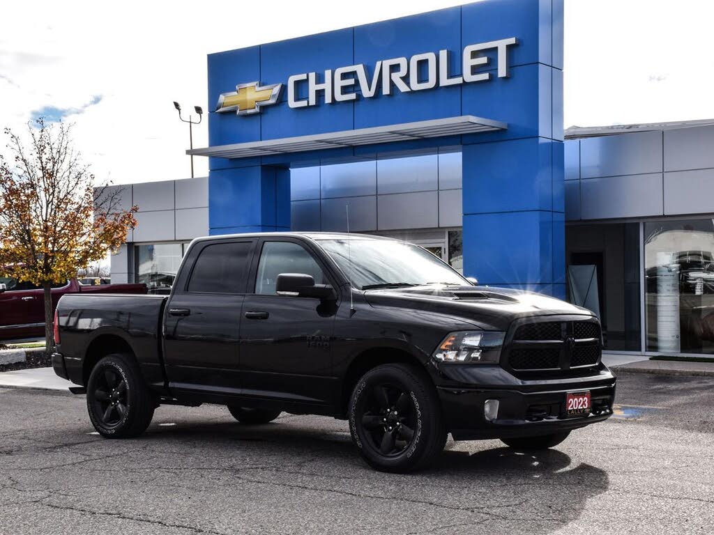 2023 RAM 1500 Classic SLT Crew Cab 4WD
