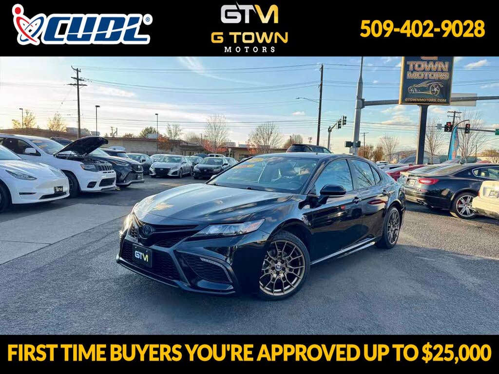 2023 Toyota Camry Hybrid SE Nightshade FWD