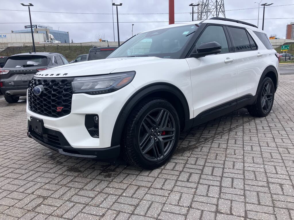 2025 Ford Explorer ST AWD
