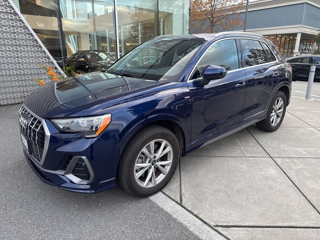 2022 Audi Q3 quattro Premium S Line 45 TFSI