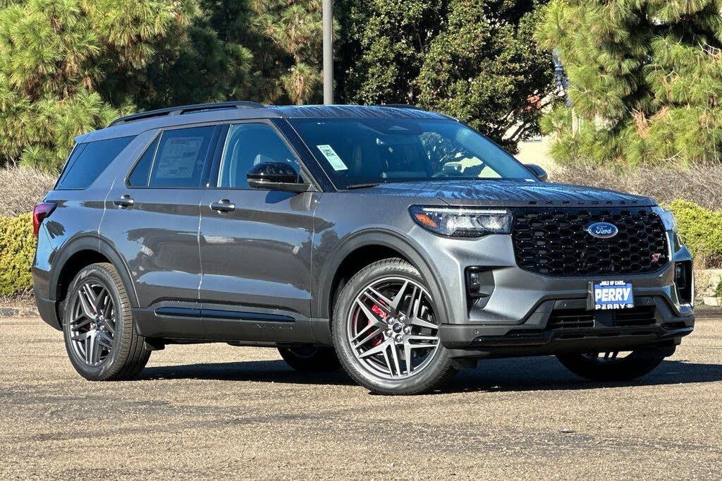 2026 Ford Explorer ST AWD