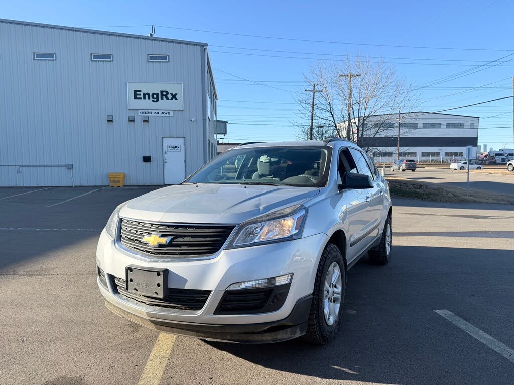 2017 Chevrolet Traverse LS FWD