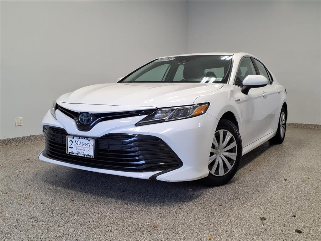 2020 Toyota Camry Hybrid LE FWD