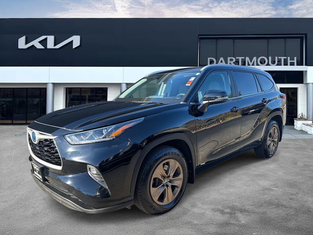 2023 Toyota Highlander Hybrid Bronze Edition AWD