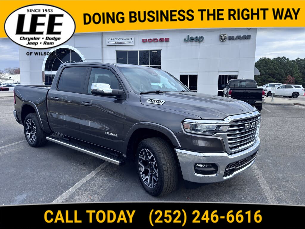2026 RAM 1500 Laramie Crew Cab 4WD