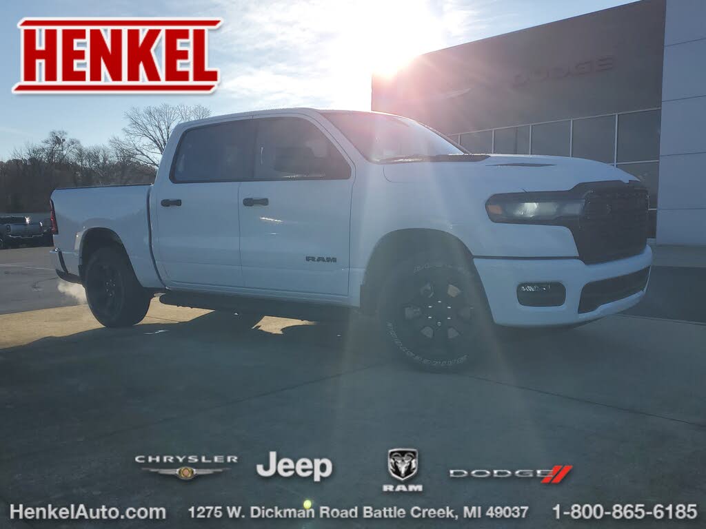 2026 RAM 1500 Express Crew Cab 4WD