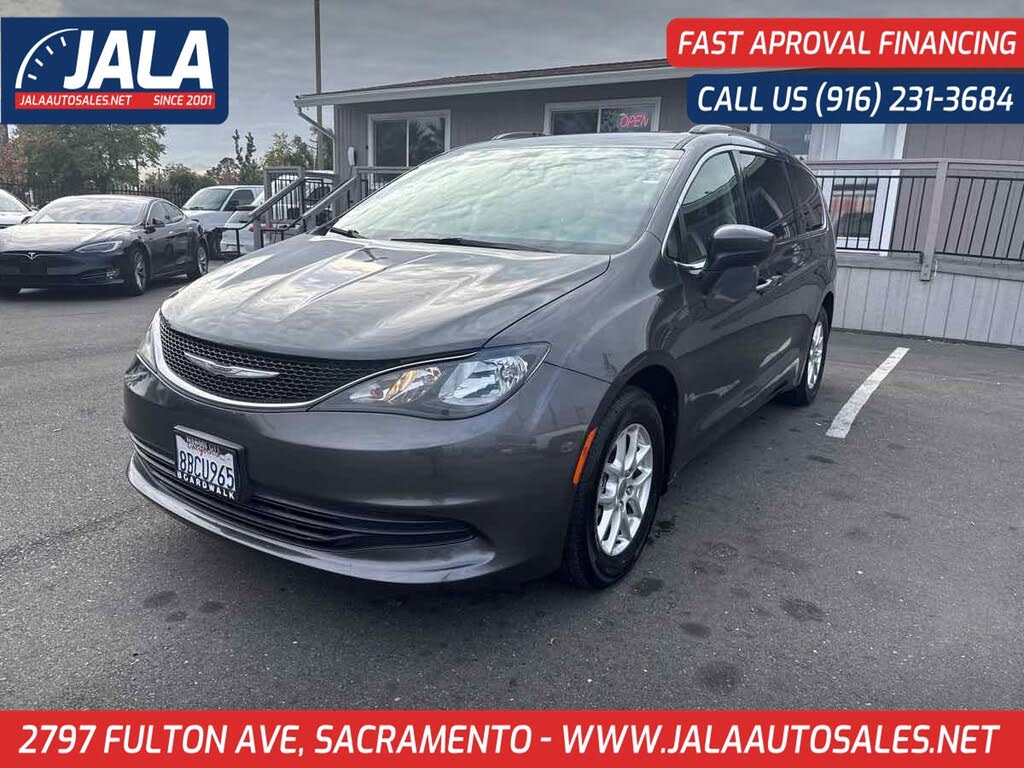 2017 Chrysler Pacifica Touring FWD