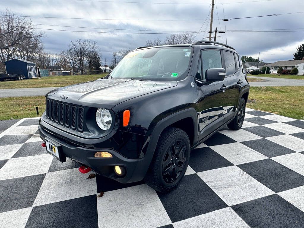 2017 Jeep Renegade Deserthawk 4WD