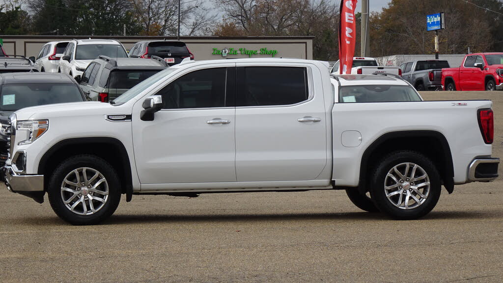 2022 GMC Sierra 1500 Limited SLT Crew Cab 4WD