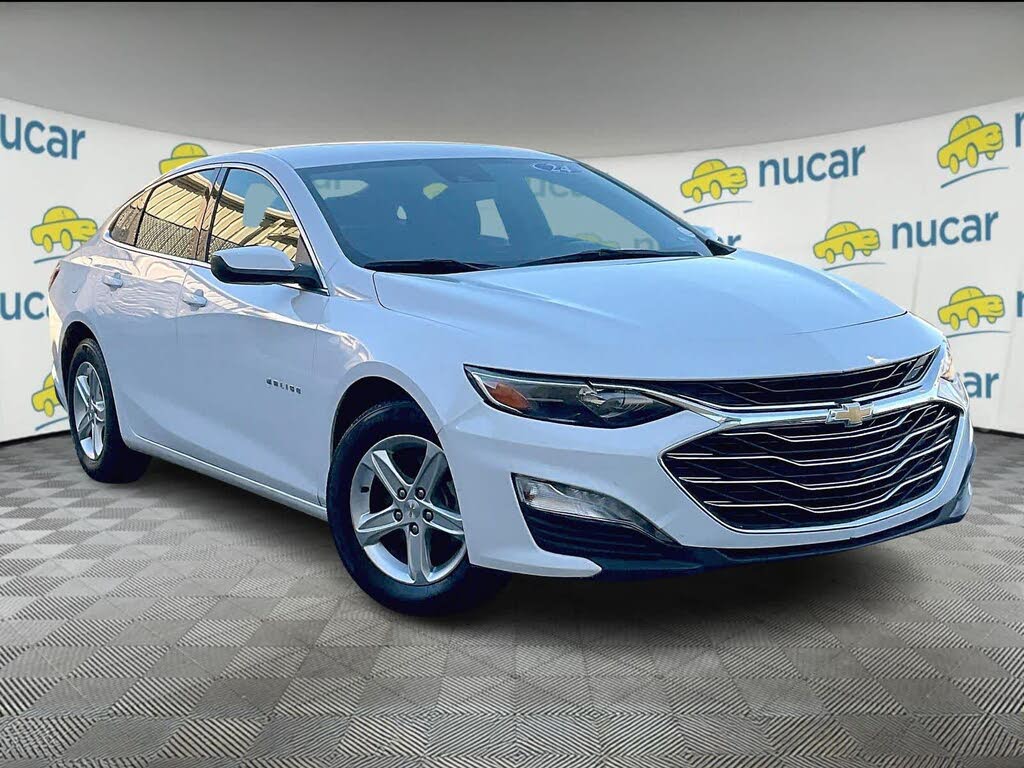 2024 Chevrolet Malibu LT with 1LT FWD