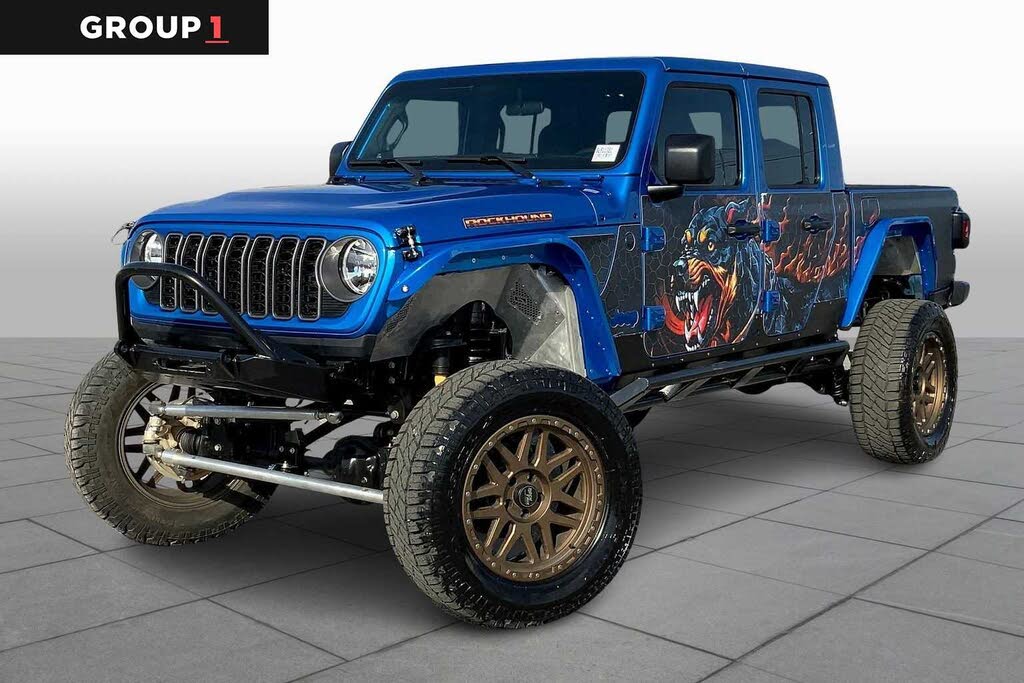 2025 Jeep Gladiator NightHawk Crew Cab 4WD