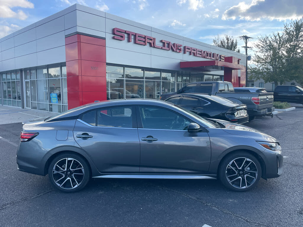 2025 Nissan Sentra SR FWD