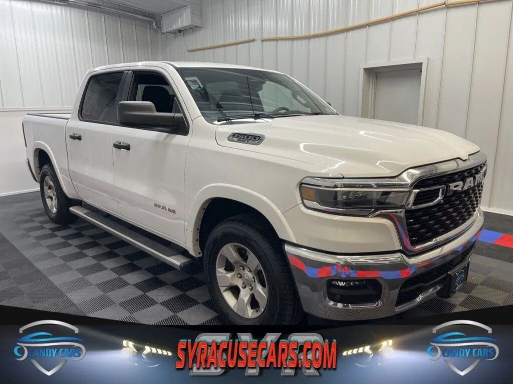 2025 RAM 1500 Big Horn Crew Cab 4WD