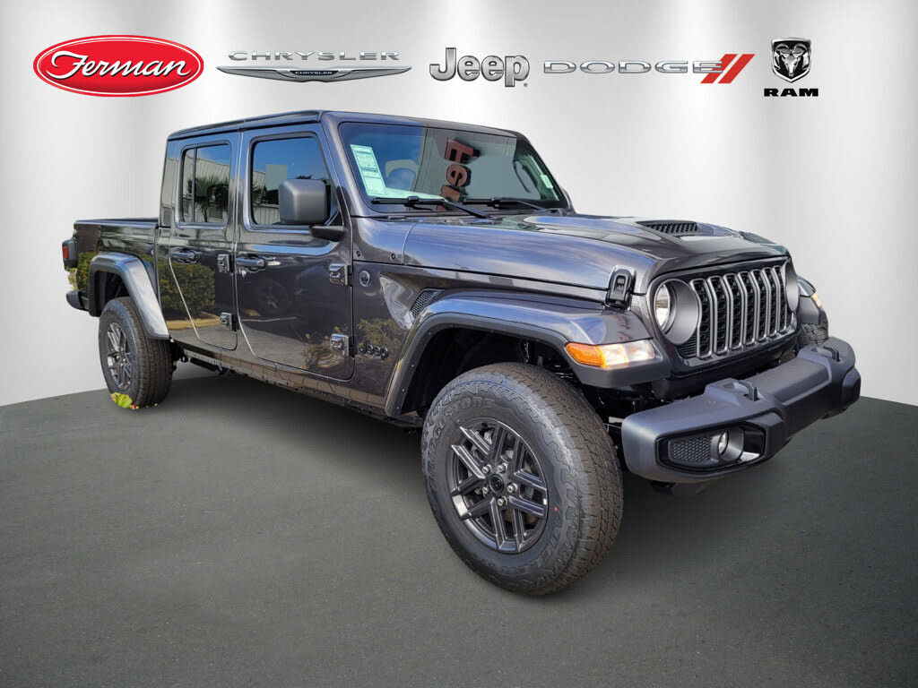 2026 Jeep Gladiator Sport S Crew Cab 4WD