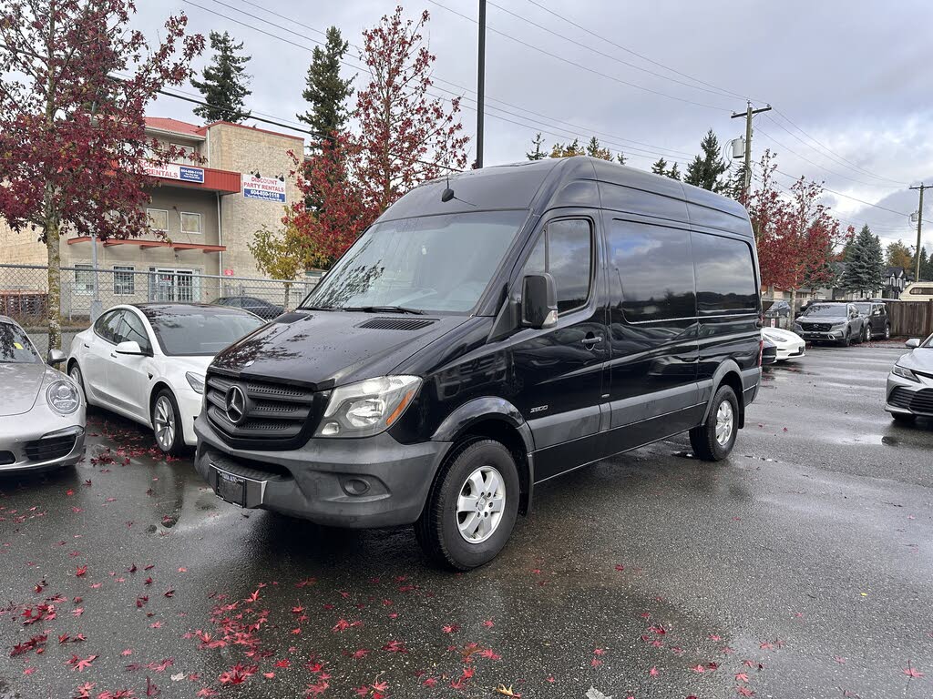 2014 Mercedes-Benz Sprinter 2500 144 WB Crew Van