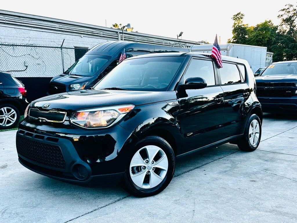 2016 Kia Soul Base