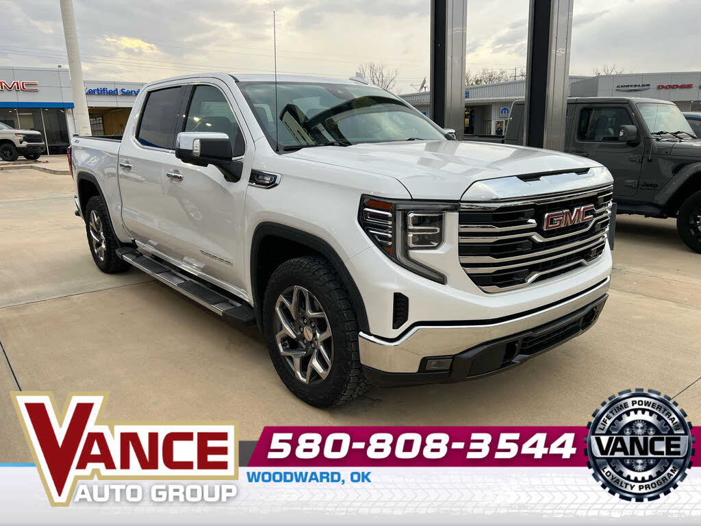 2022 GMC Sierra 1500 SLT Crew Cab 4WD