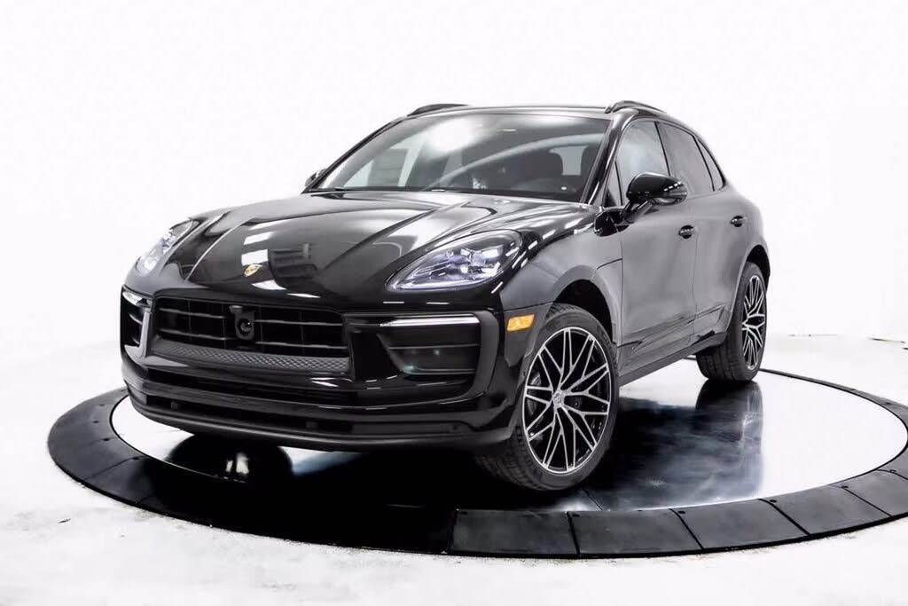 2025 Porsche Macan