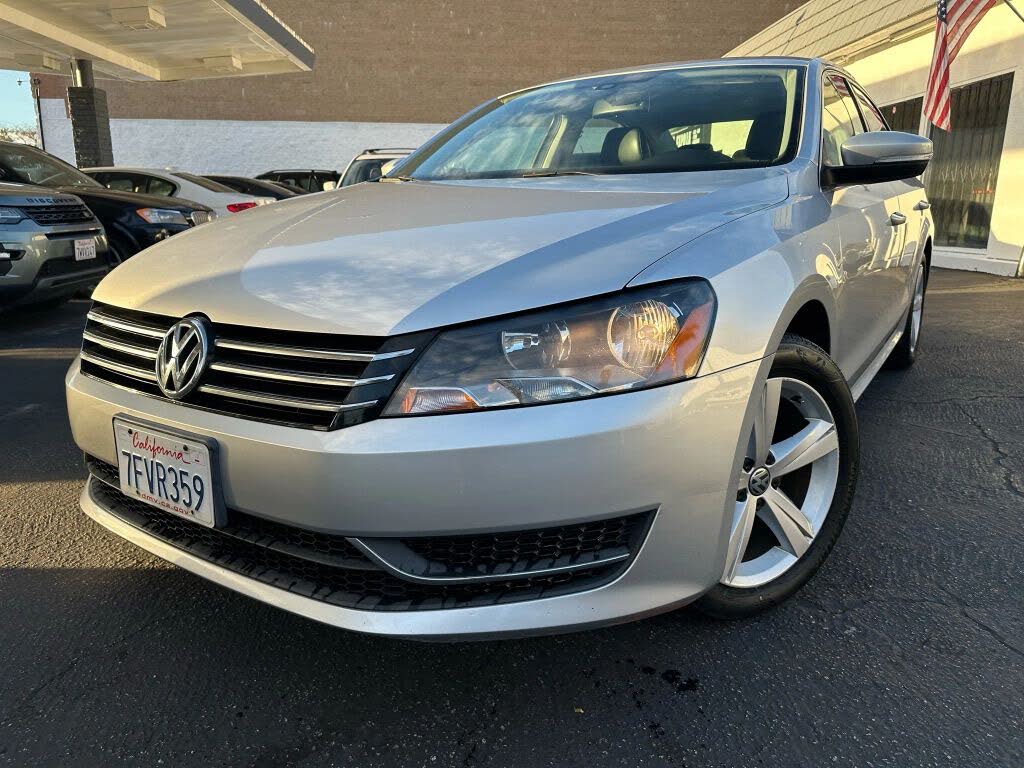 2013 Volkswagen Passat SE