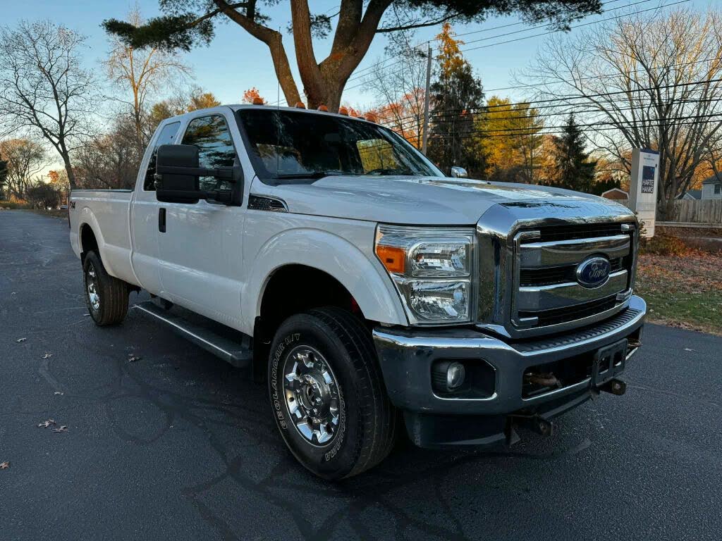 2014 Ford F-350 Super Duty XLT SuperCab LB 4WD
