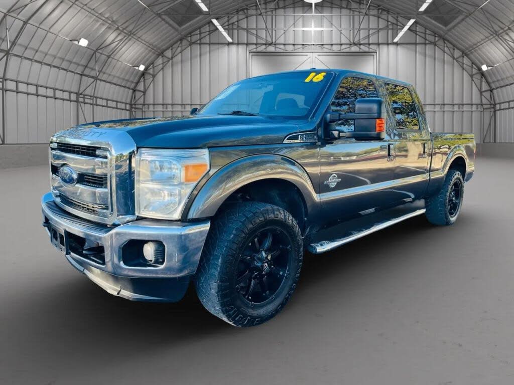 2016 Ford F-250 Super Duty Lariat Crew Cab 4WD