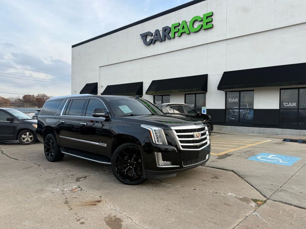 2017 Cadillac Escalade ESV Luxury 4WD