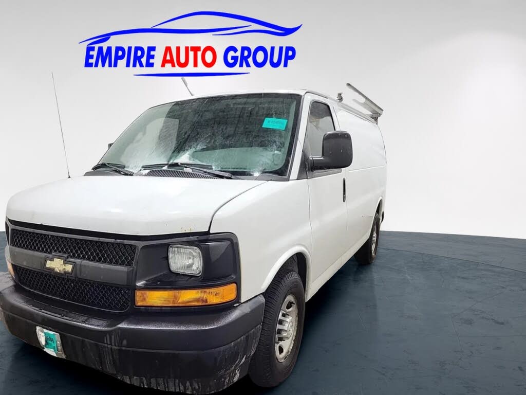 2017 Chevrolet Express Cargo 2500 RWD