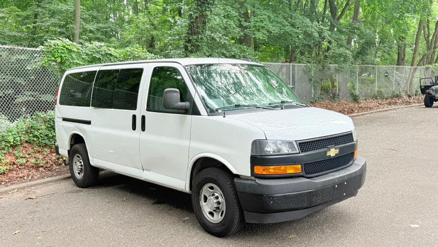 2019 Chevrolet Express 3500 LS RWD