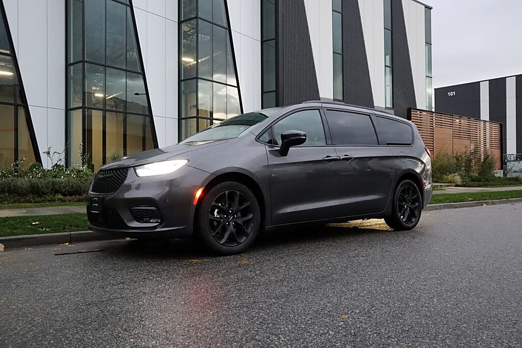 2023 Chrysler Pacifica Touring L FWD