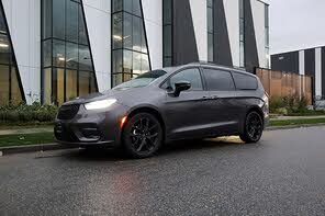 Chrysler Pacifica Touring L FWD