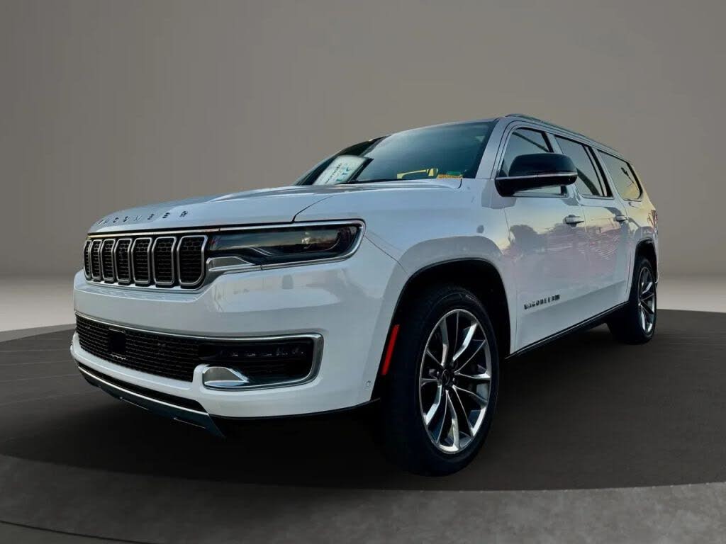 2023 Jeep Wagoneer L Series III 4WD